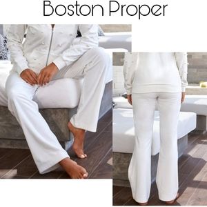 Boston Proper velour loungers pants. Sz Med. White.